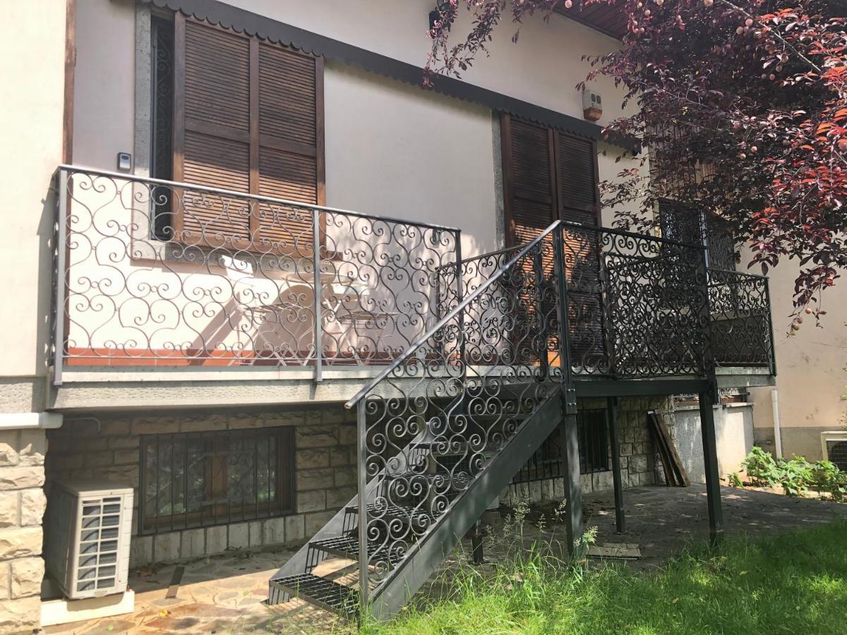 B&B Family First Капріате-Сан-Джервазіо Екстер'єр фото
