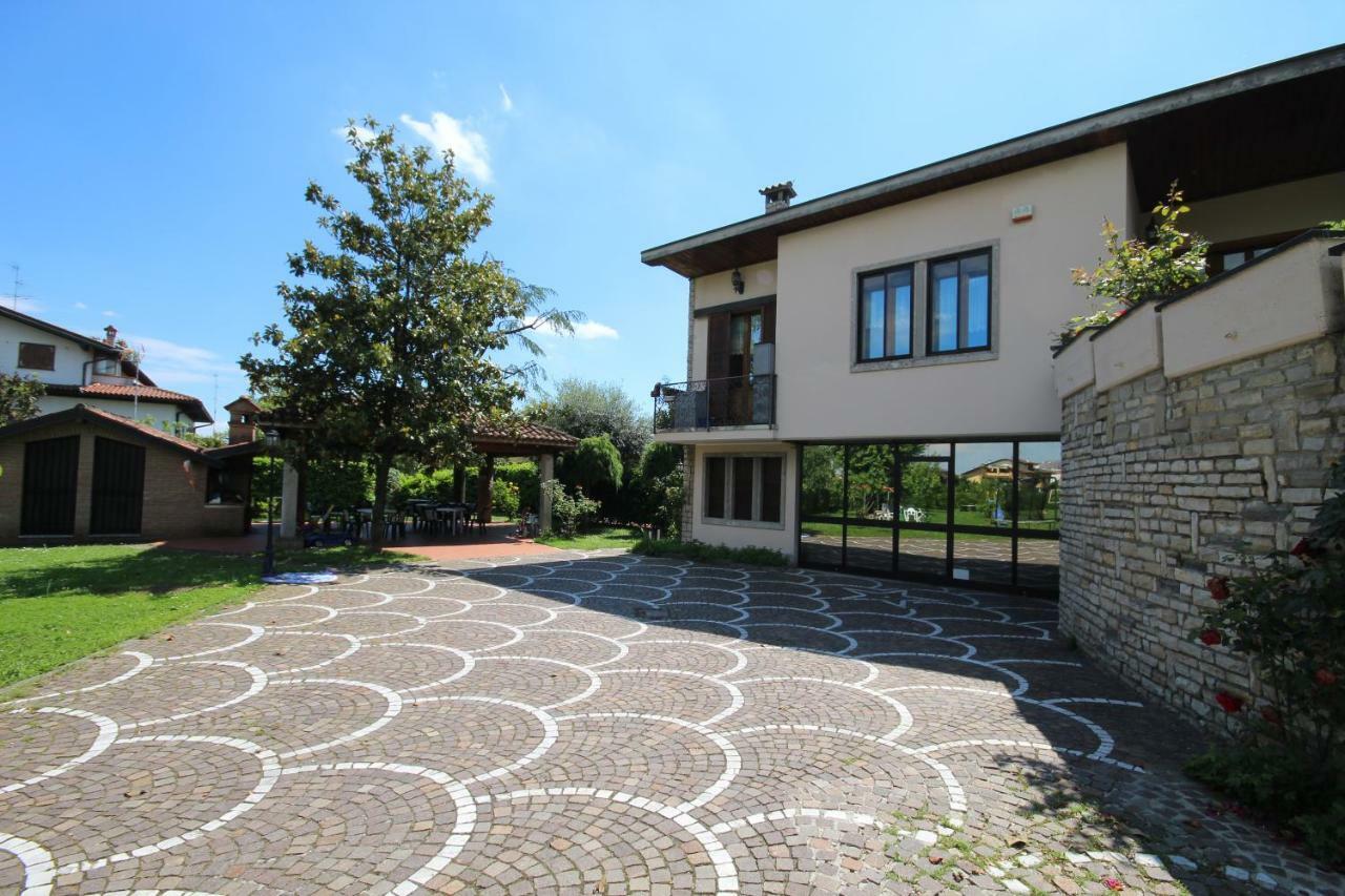 B&B Family First Капріате-Сан-Джервазіо Екстер'єр фото