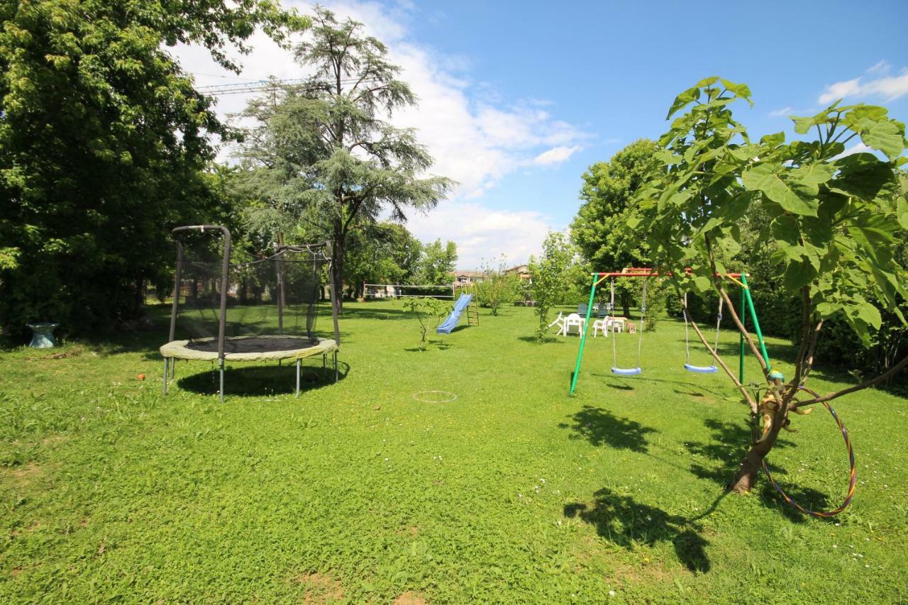B&B Family First Капріате-Сан-Джервазіо Екстер'єр фото